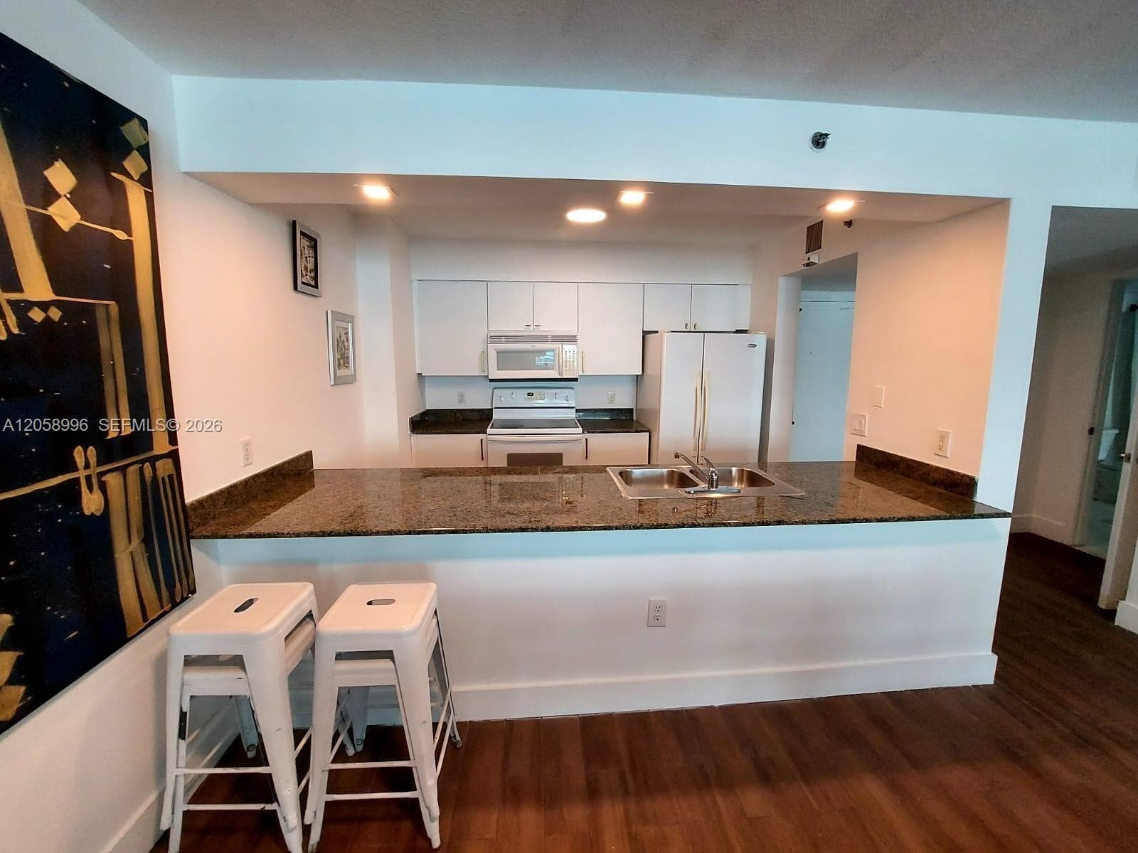 1200 Brickell Bay Dr # 3708, Miami, FL 33131 photo 5