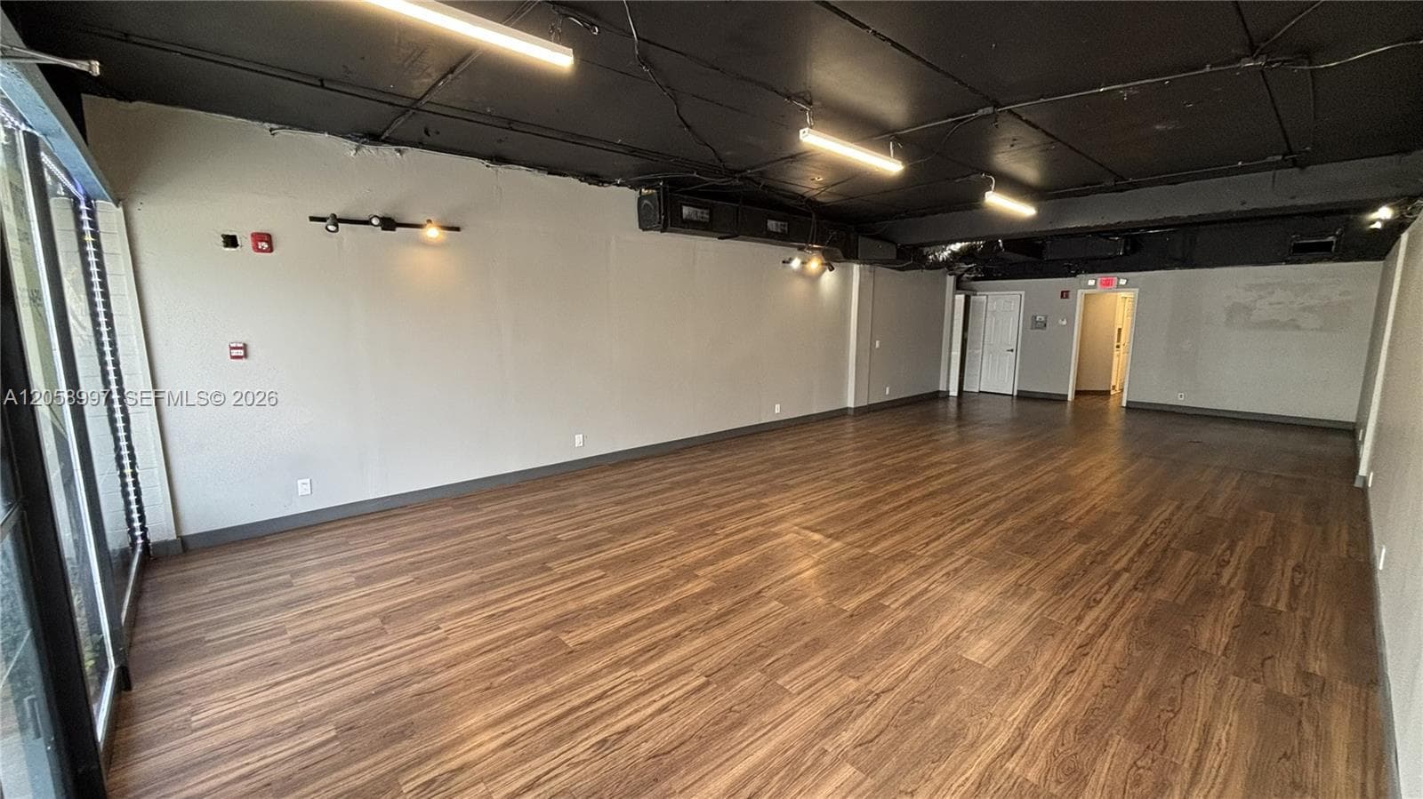 2729 E Oakland Park Blvd, Fort Lauderdale, FL 33306