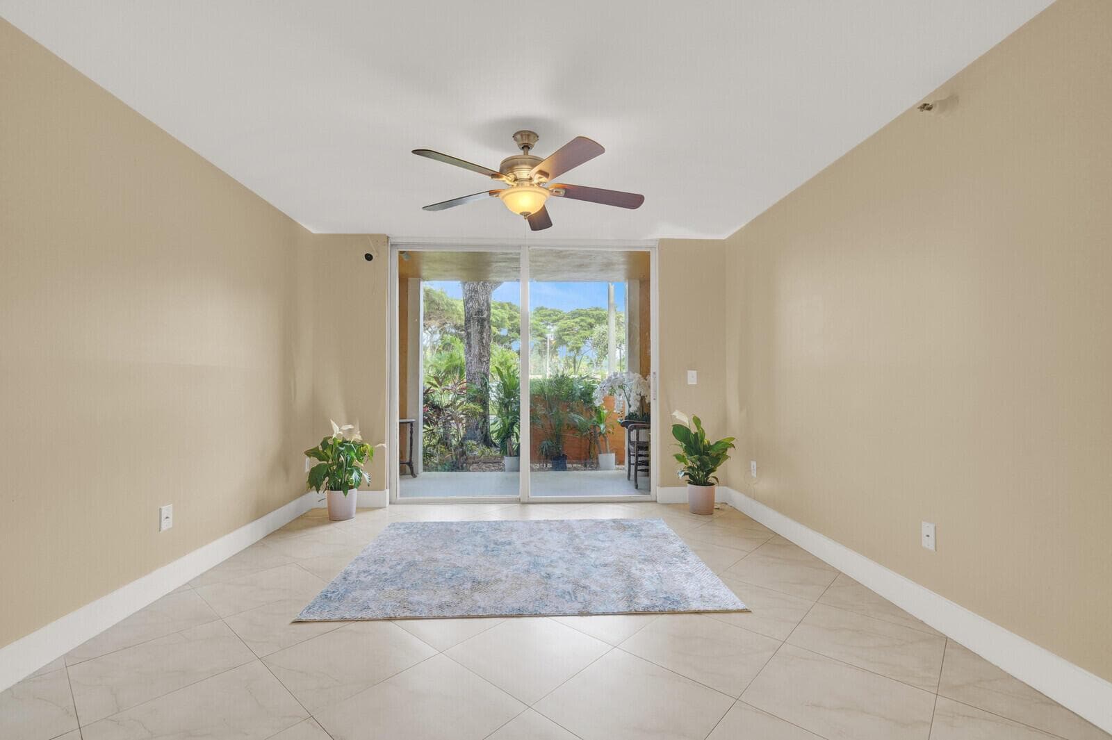 110 Yacht Club Way # 105, Hypoluxo, FL 33462 photo 5