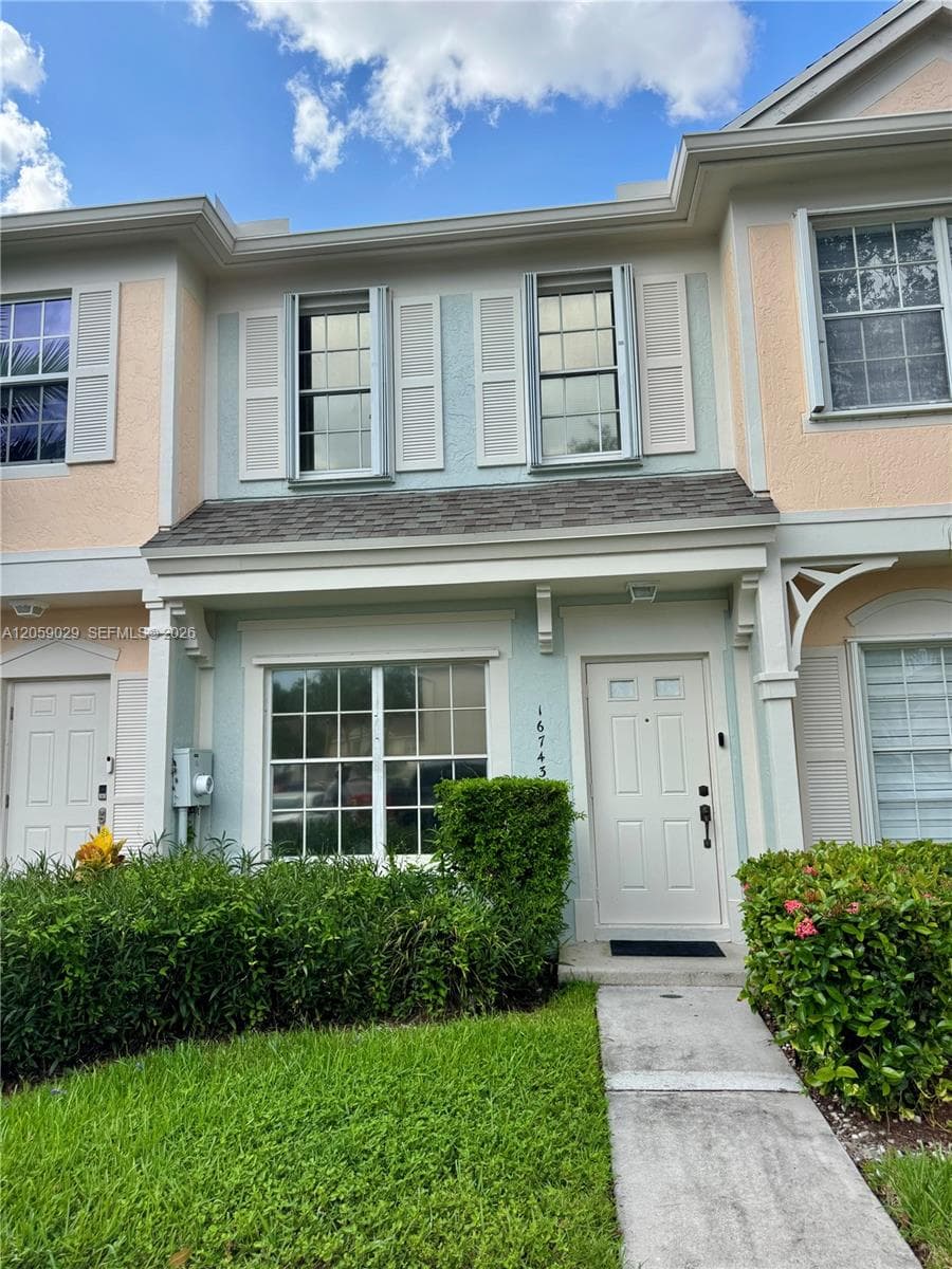 16743 Hemingway Dr # 16743, Weston, FL 33326