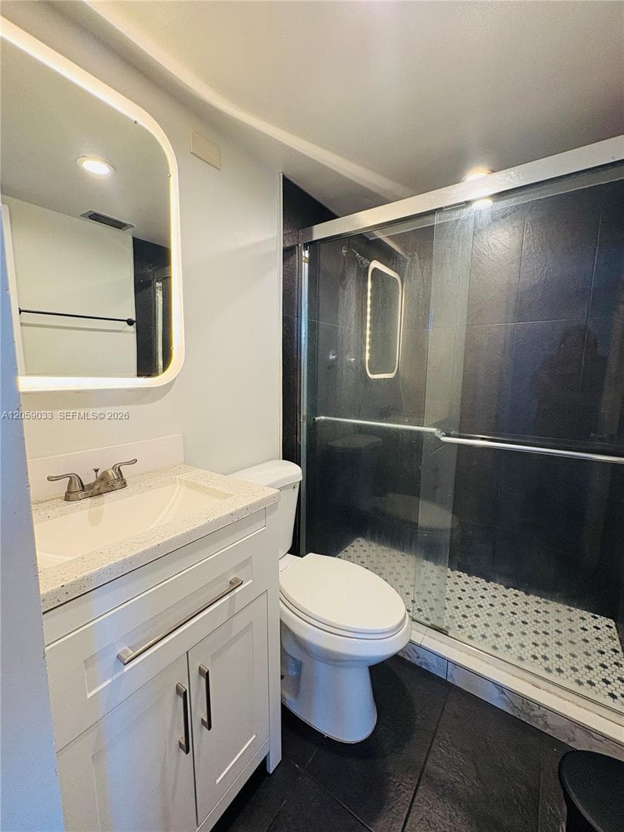 1770 79th St Cswy # D315, North Bay Village, FL 33141 photo 2