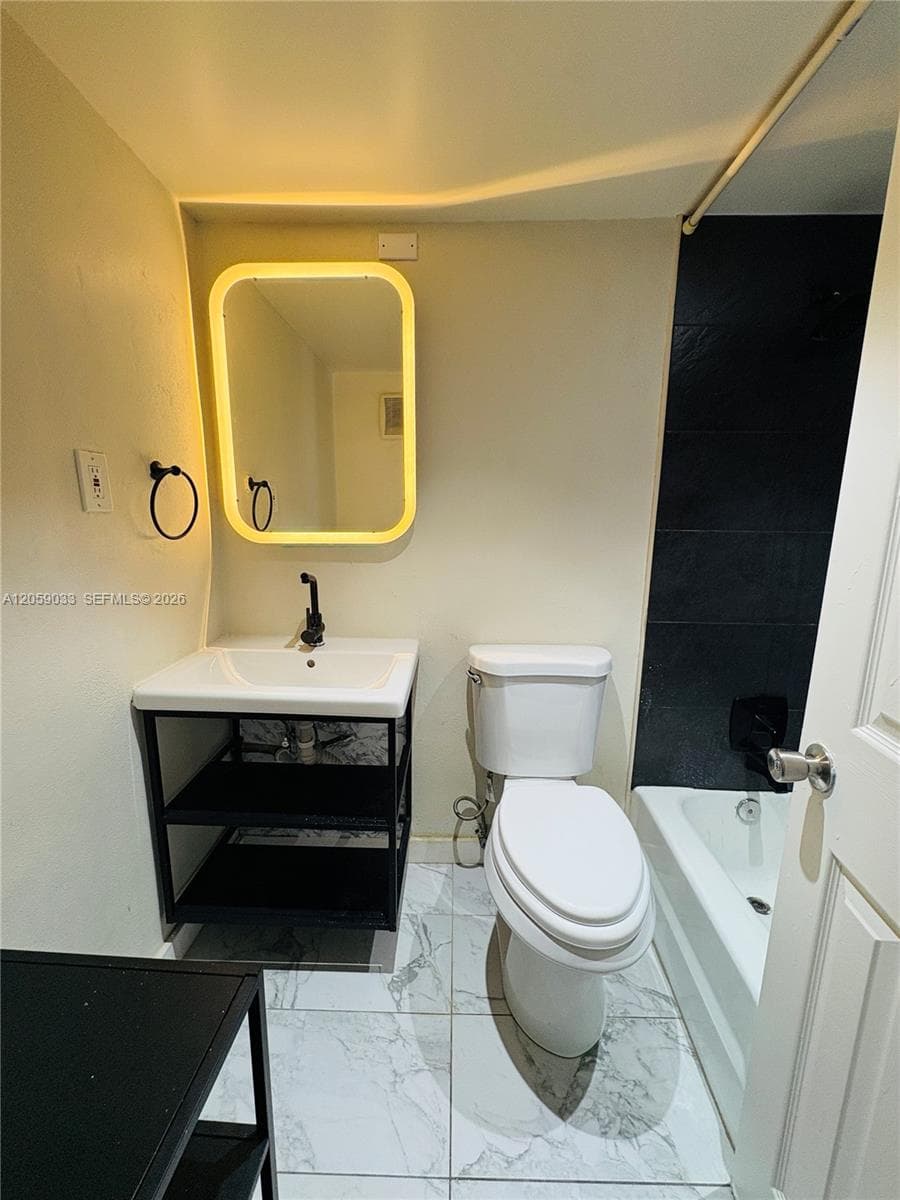 1770 79th St Cswy # D315, North Bay Village, FL 33141 photo 5