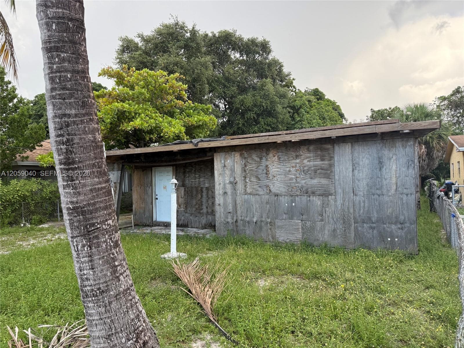 809 NW 108th St, Miami, FL 33168 photo 3