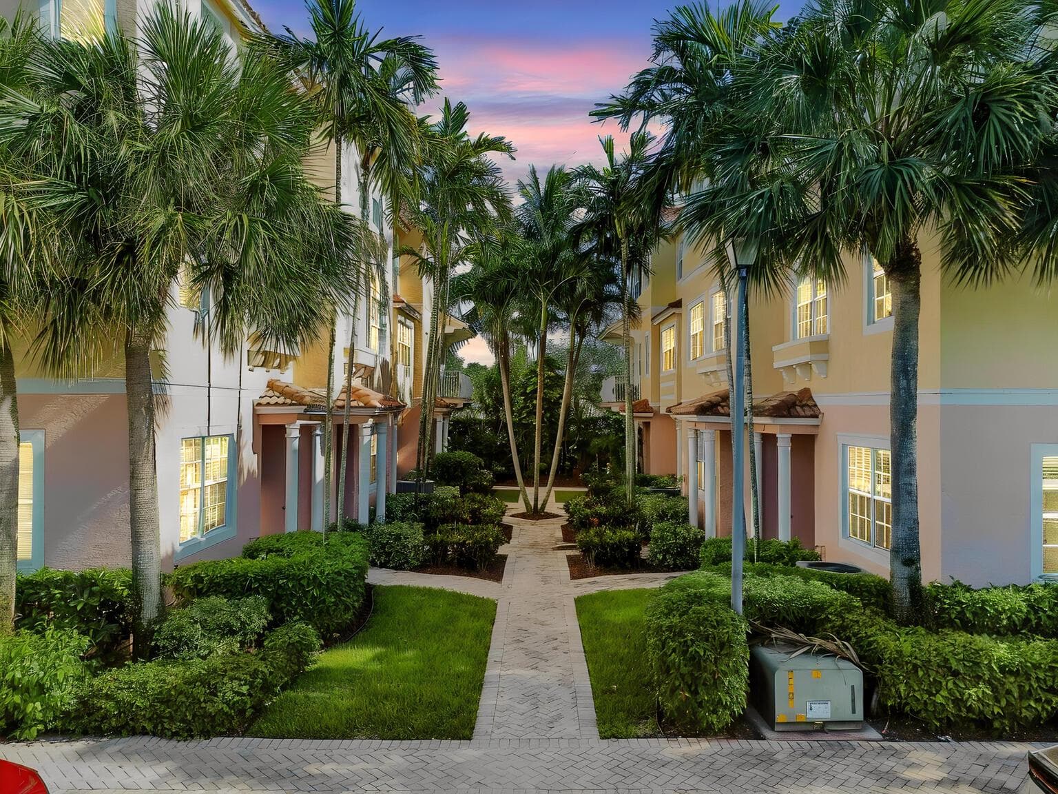 131 Harbors Way, Boynton Beach, FL 33435 photo 2
