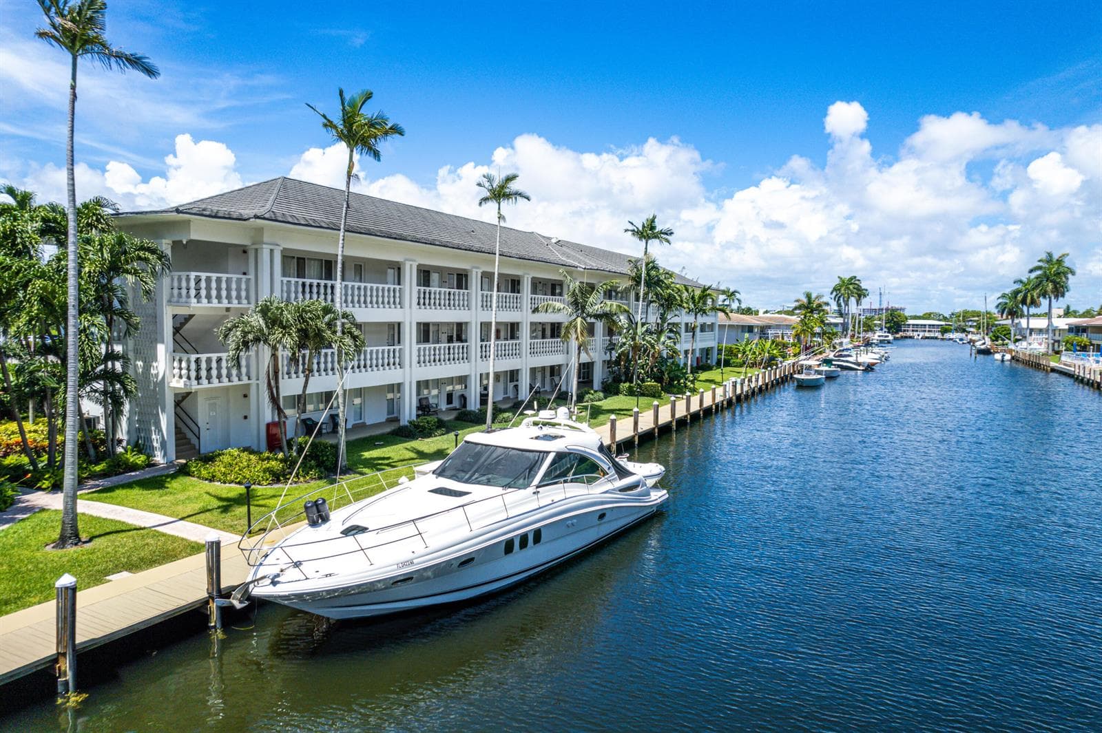 2881 NE 32nd Street # 220, Fort Lauderdale, FL 33306 photo 2