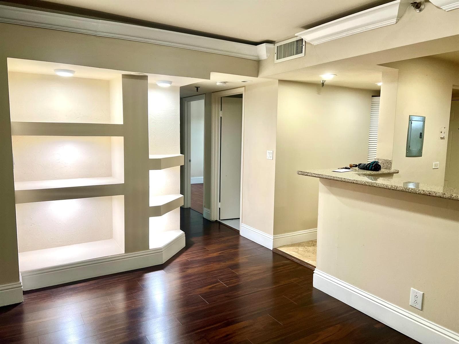 9235 SW 8th Street # 304, Boca Raton, FL 33428