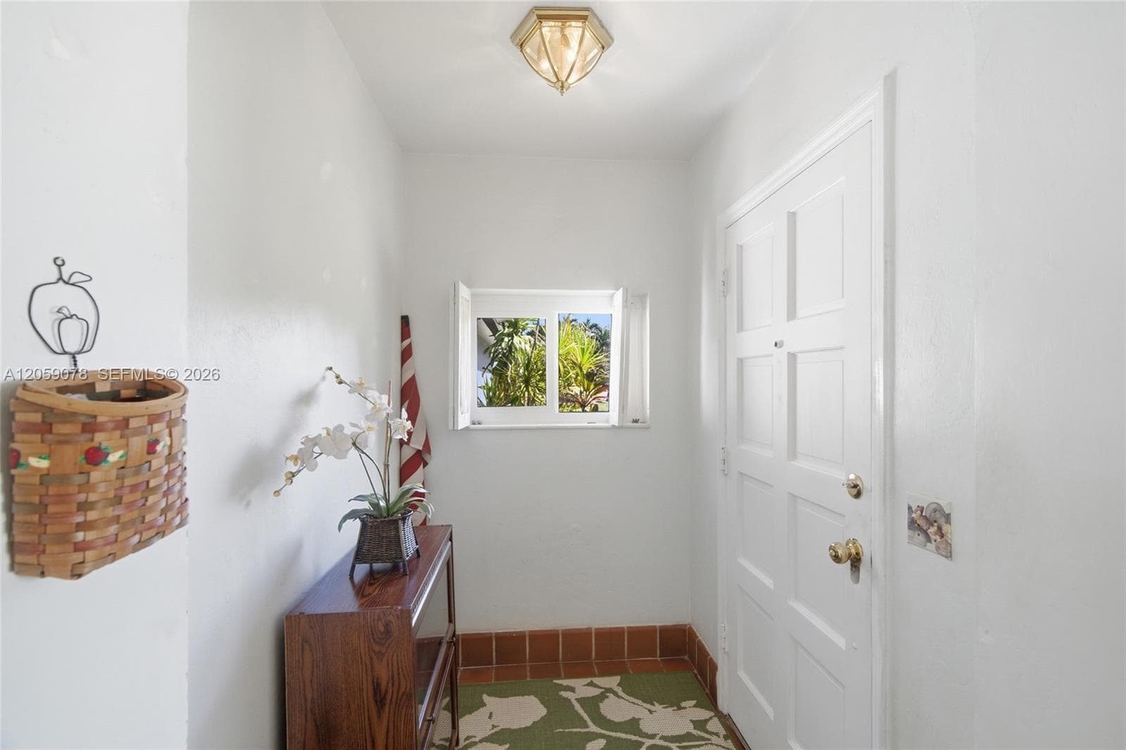 1010 NE 105th St, Miami Shores, FL 33138 photo 2