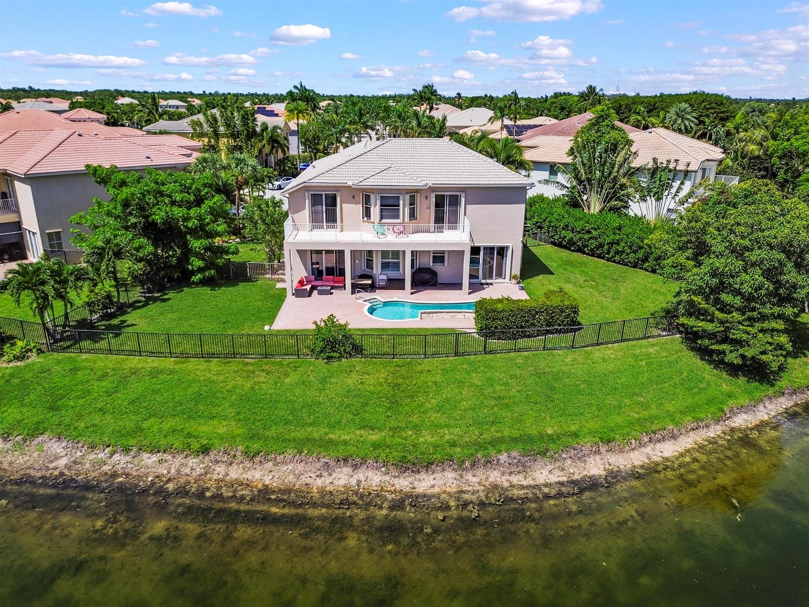 9133 Delemar Court, Wellington, FL 33414 photo 2