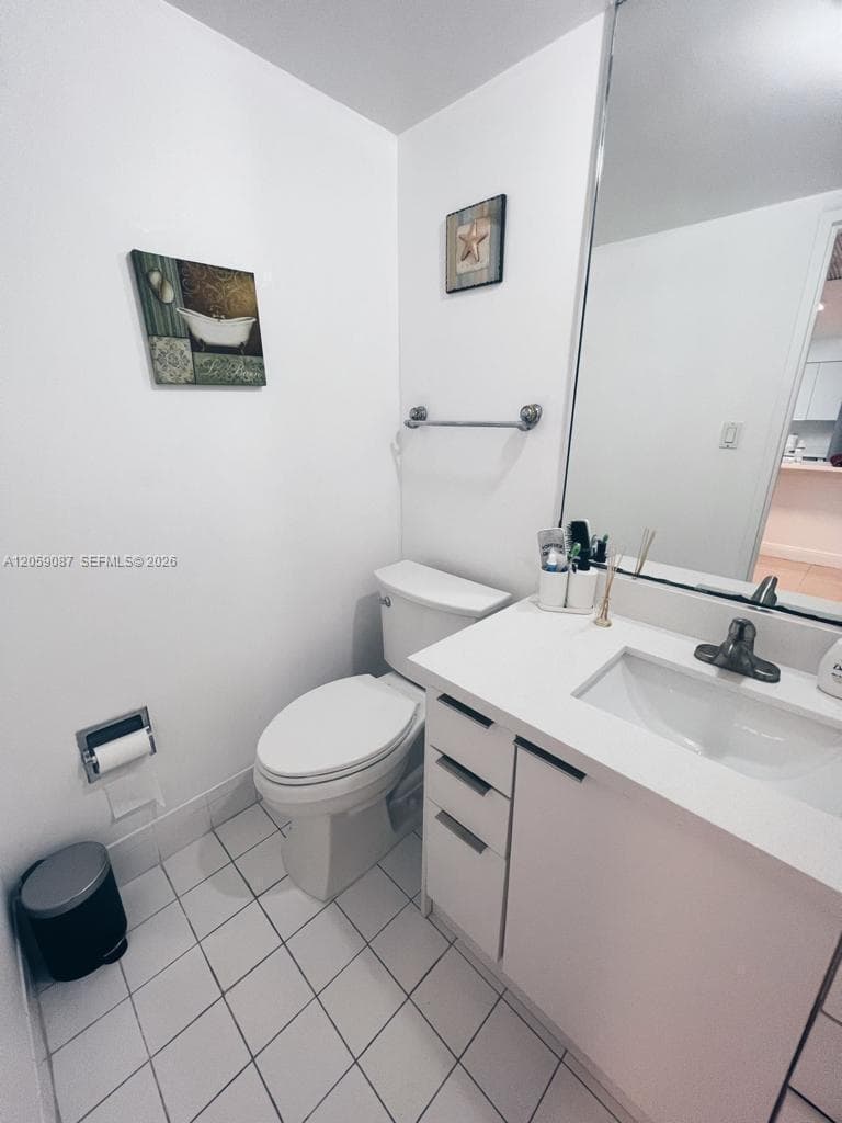 5161 Collins Ave # 1510, Miami Beach, FL 33140 photo 2