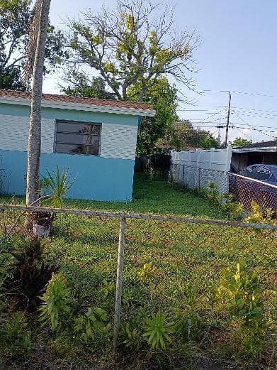 2731 NW 16TH Court, Fort Lauderdale, FL 33311 photo 4