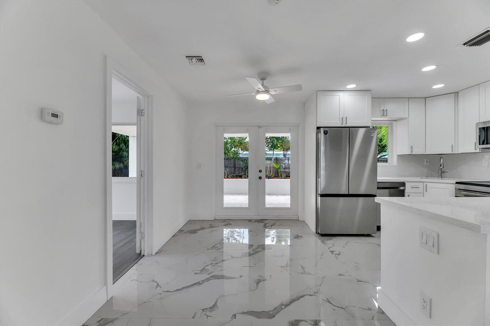 1404 SW 1ST Avenue, Deerfield Beach, FL 33441 photo 4