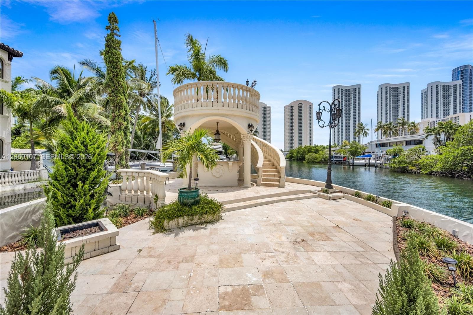 270 Atlantic Ave, Sunny Isles Beach, FL 33160 photo 4