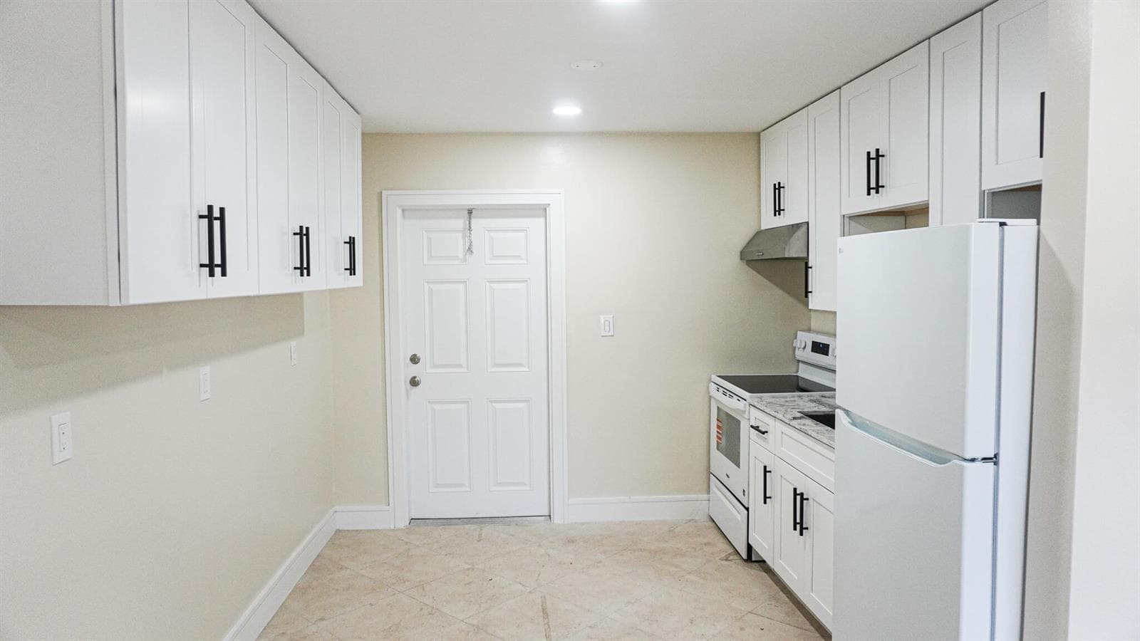 1502 AVENUE I # B, Fort Pierce, FL 34950 photo 2