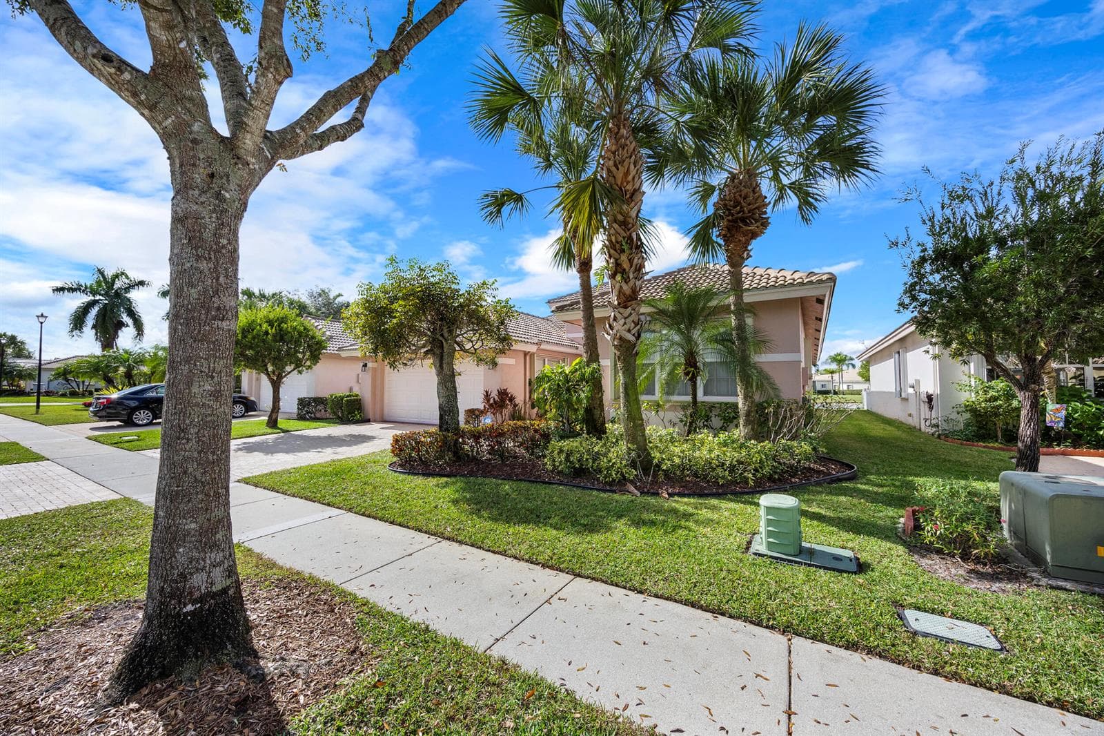 2315 SAILFISH COVE Drive, West Palm Beach, FL 33411 photo 2