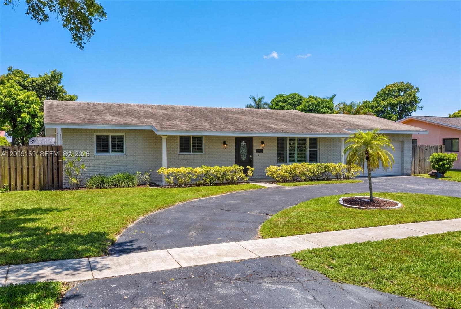 7400 NW 15th St, Plantation, FL 33313 photo 2