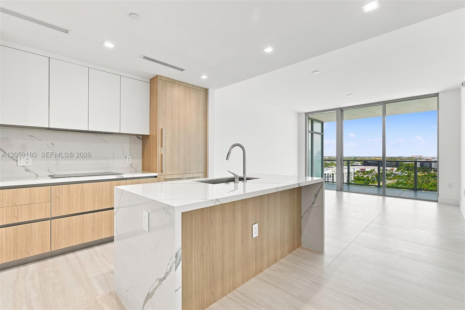 2411 Laguna Circle # 1107, North Miami, FL 33181 photo 3
