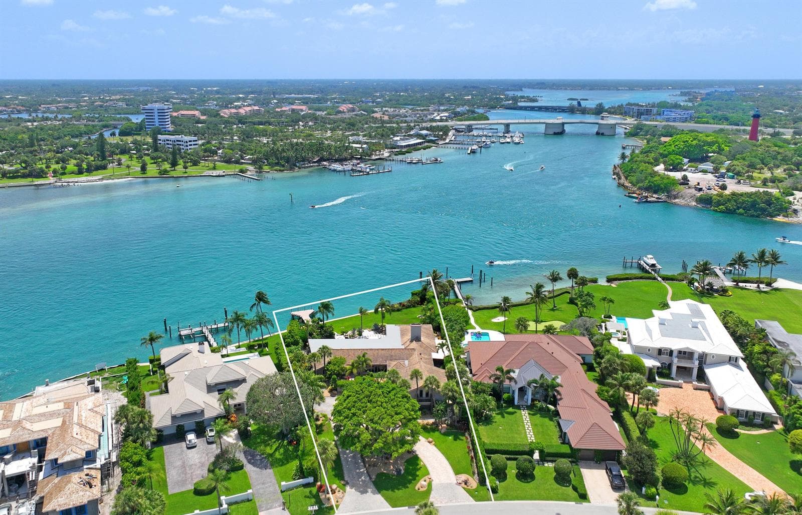90 Lighthouse Drive, Jupiter Inlet Colony, FL 33469 photo 2