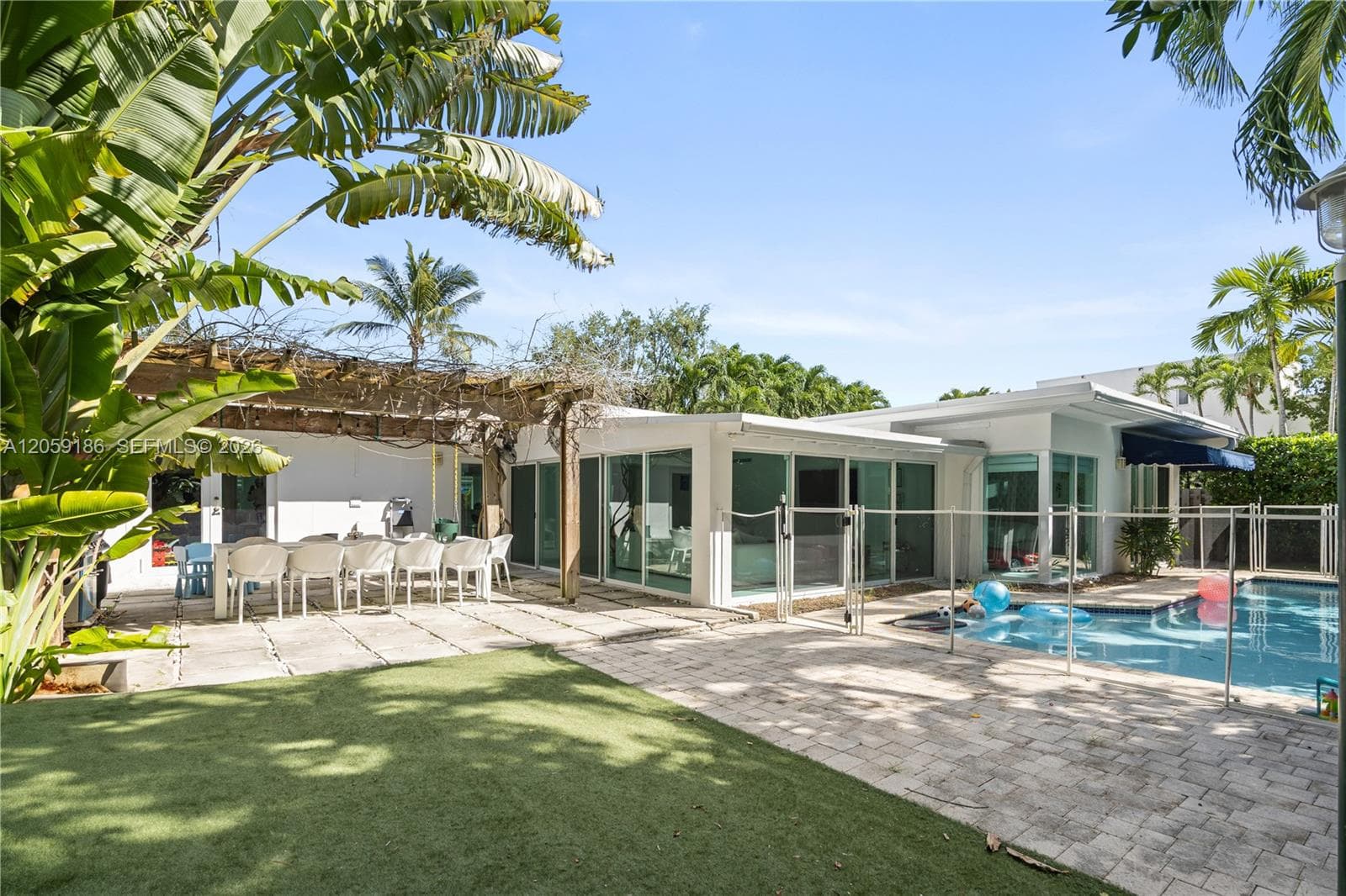 630 Allendale Rd, Key Biscayne, FL 33149 photo 2