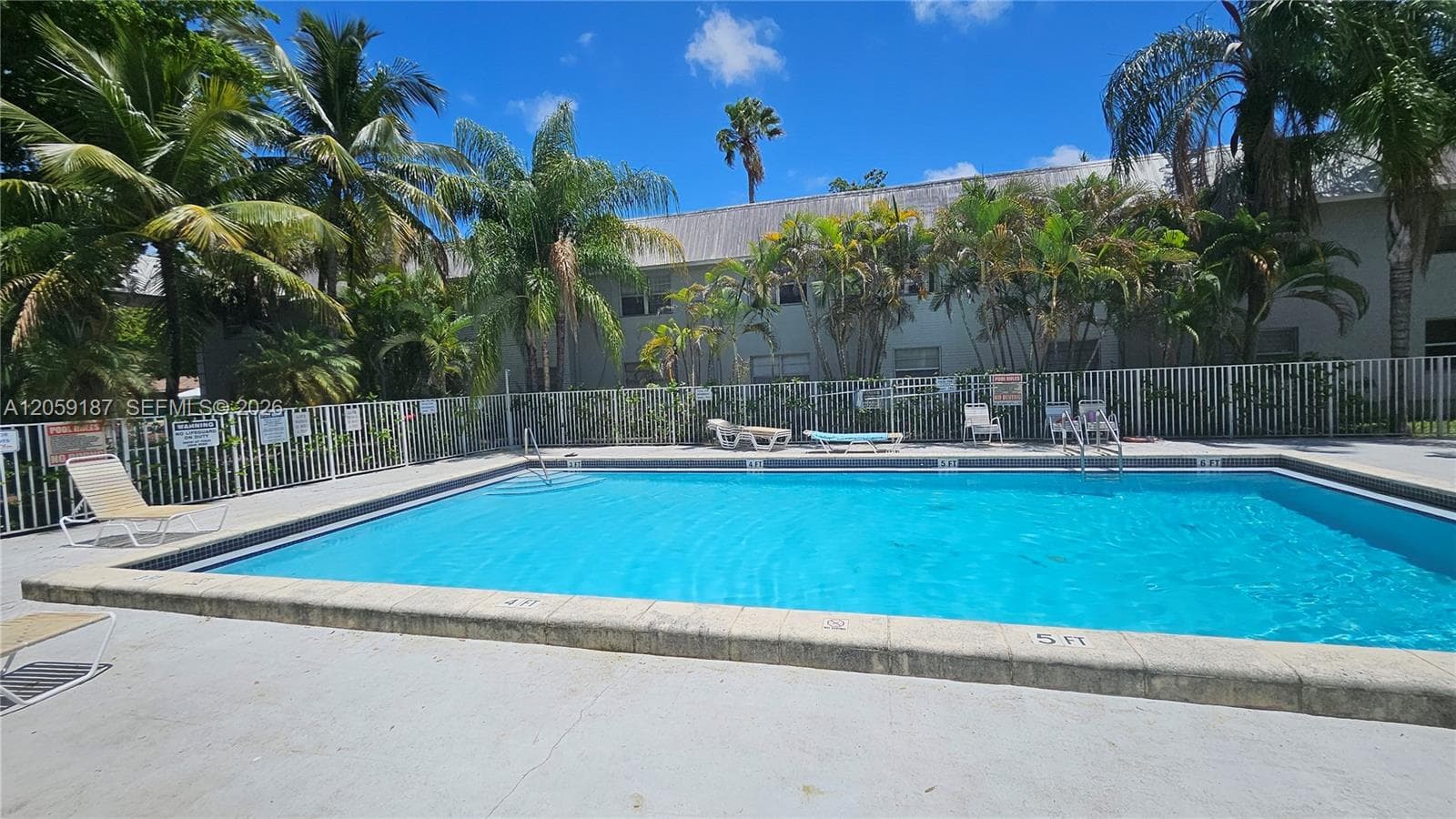 17255 SW 95th Ave # 211, Palmetto Bay, FL 33157 photo 3