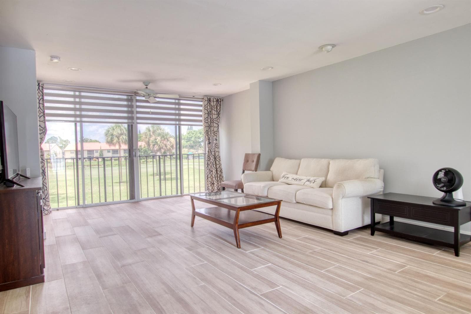 4471 Luxemburg Court # 206, Lake Worth, FL 33467 photo 3