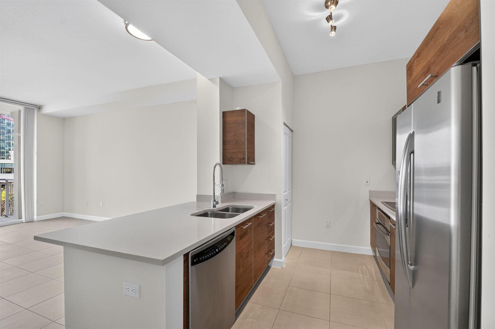 480 Hibiscus Street # 515, West Palm Beach, FL 33401 photo 4