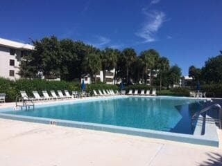 3640 WHITEHALL Drive # 206, West Palm Beach, FL 33401