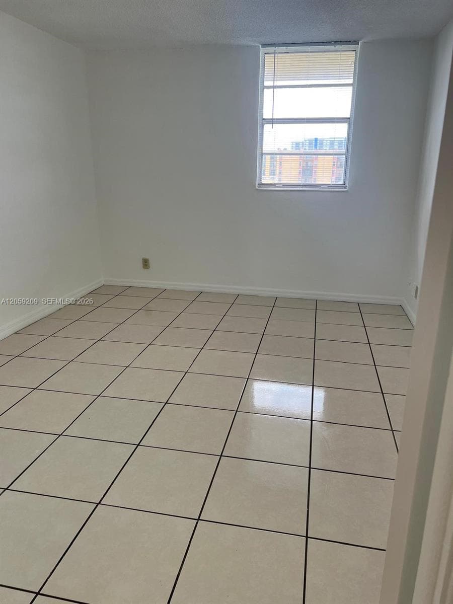 801 NW 47th Ave # W612, Miami, FL 33126 photo 5
