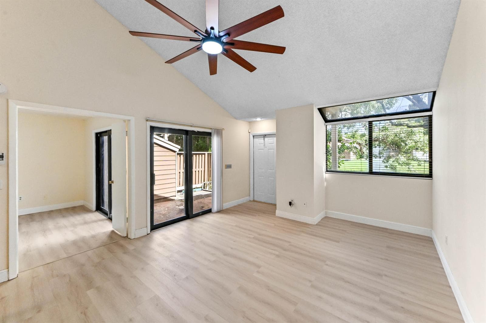 7184 Sportsmans Drive, North Lauderdale, FL 33068 photo 5