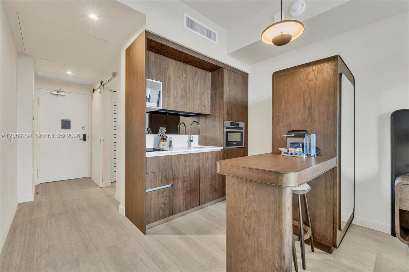 1611 SW 2nd Ave # 713, Miami, FL 33129 photo 5