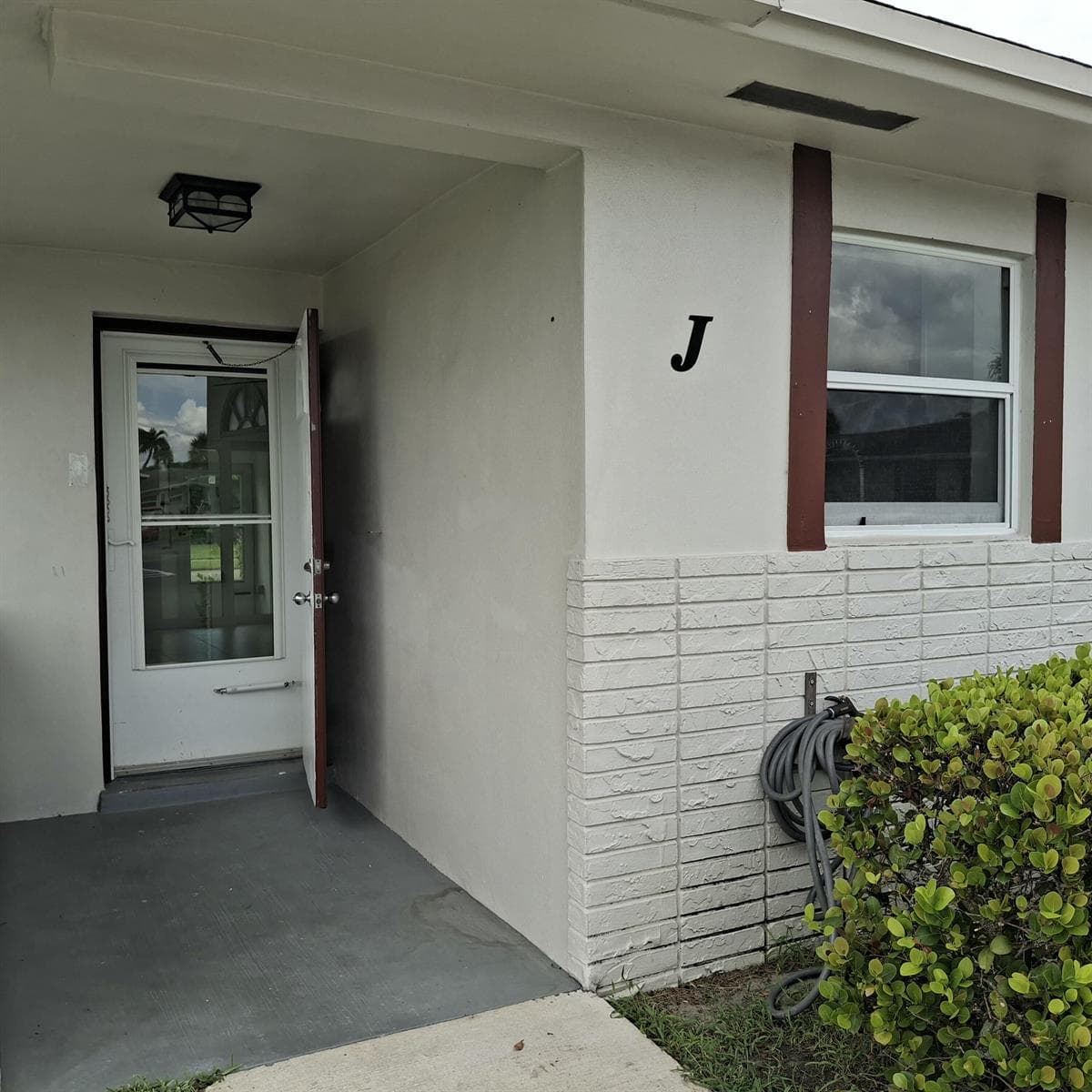 2739 Emory Drive W # J, West Palm Beach, FL 33415