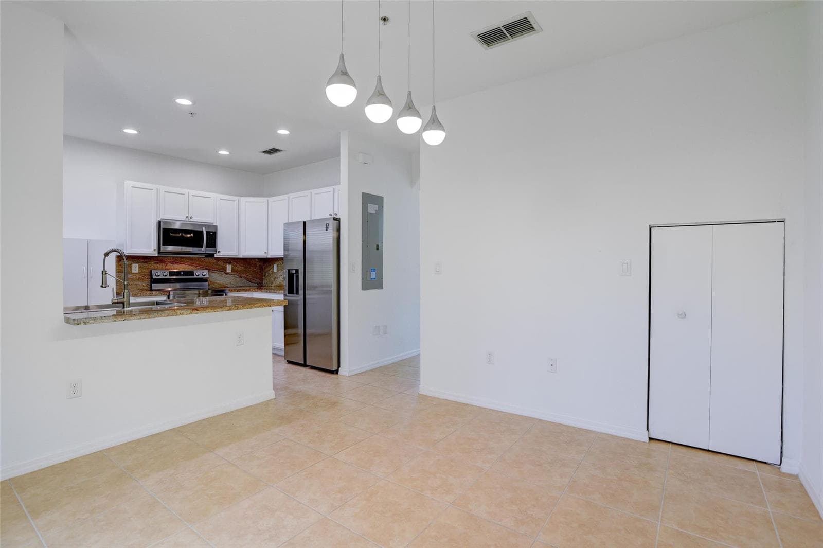 2851 W Prospect Road # 305, Tamarac, FL 33309 photo 5