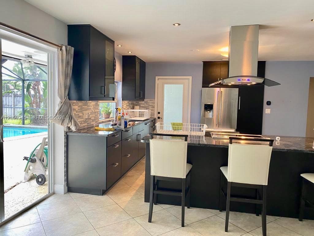 4116 Taft St, Hollywood, FL 33021 photo 3