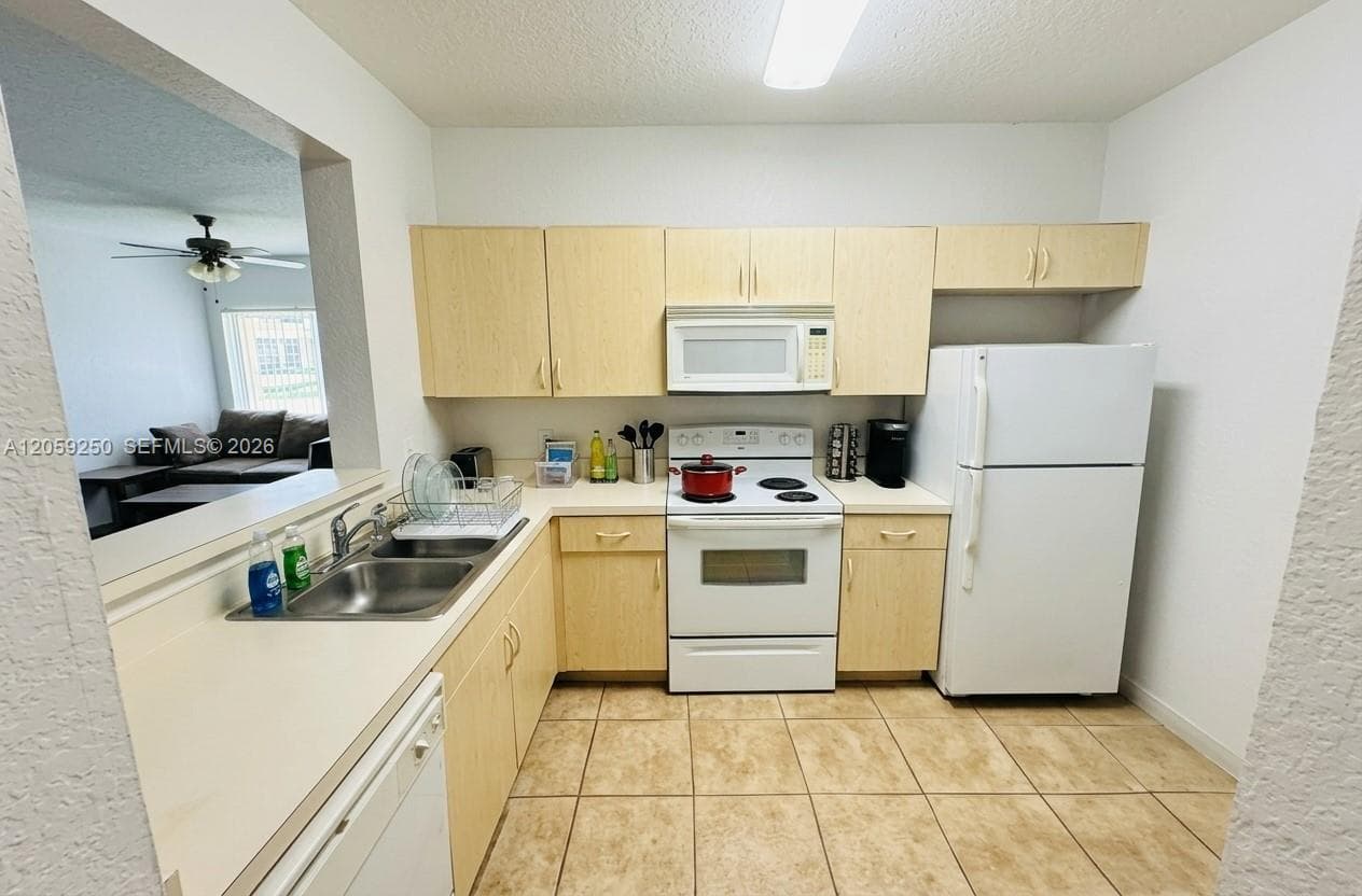 1169 Golden Lakes Blvd # 1123, West Palm Beach, FL 33411 photo 4