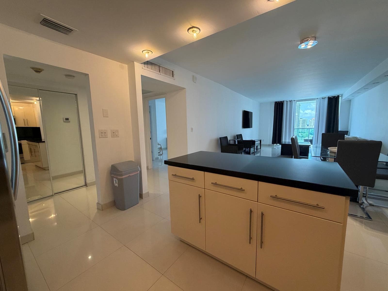 19390 COLLINS Avenue # 1603, Sunny Isles Beach, FL 33160 photo 5