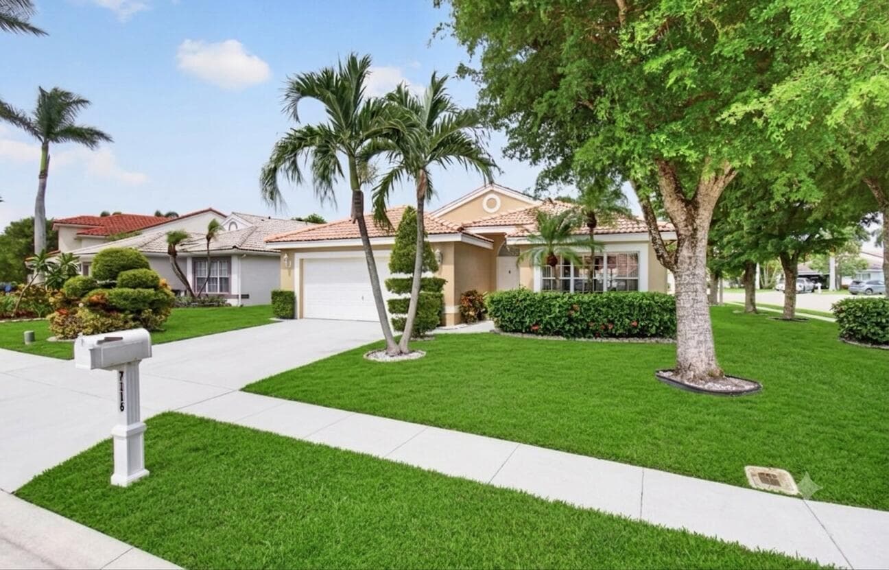 7116 CATALINA Way, Lake Worth, FL 33467 photo 3