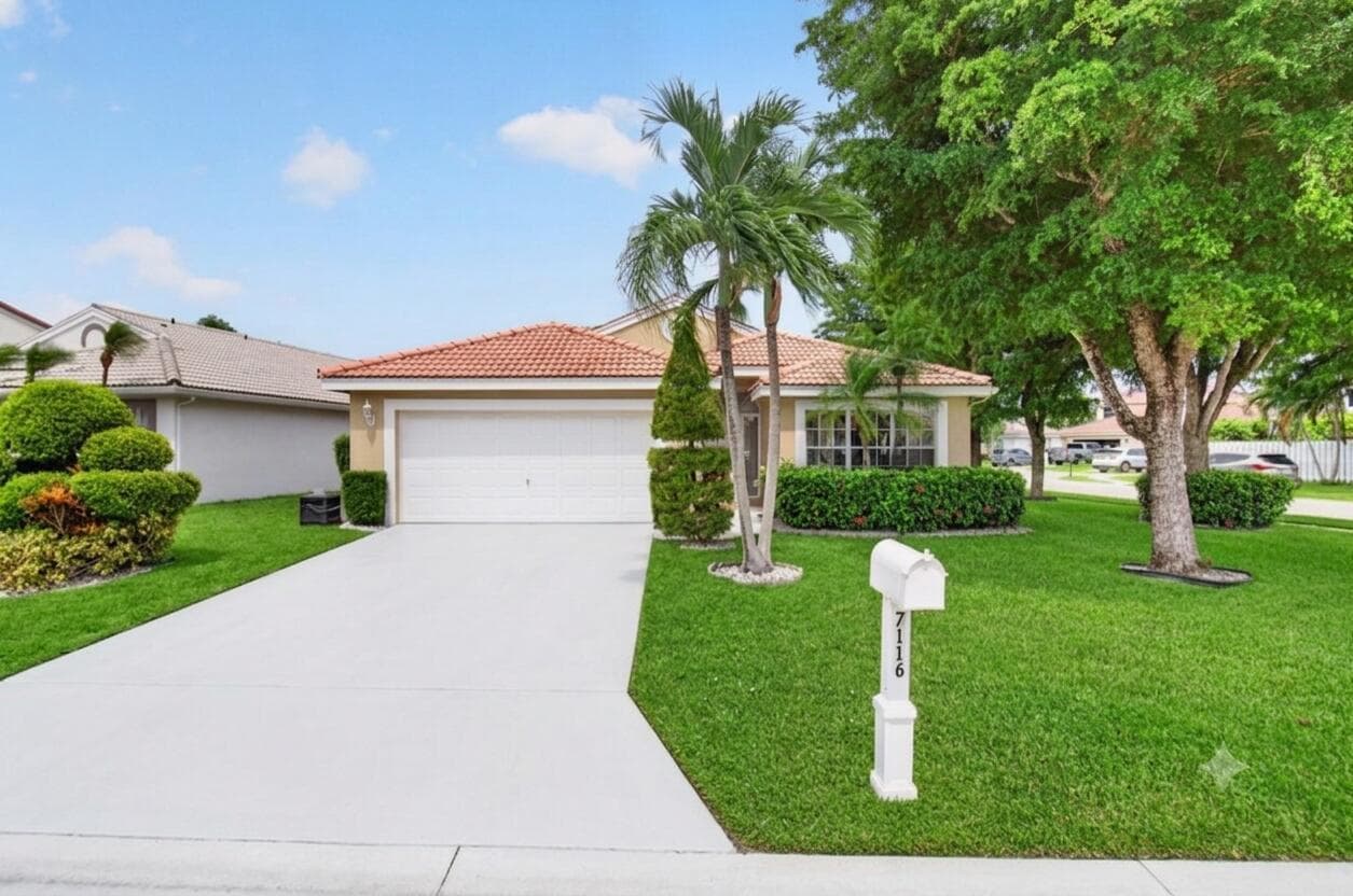7116 CATALINA Way, Lake Worth, FL 33467 photo 4