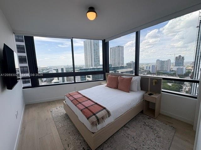 225 N Miami Ave # 2602, Miami, FL 33128