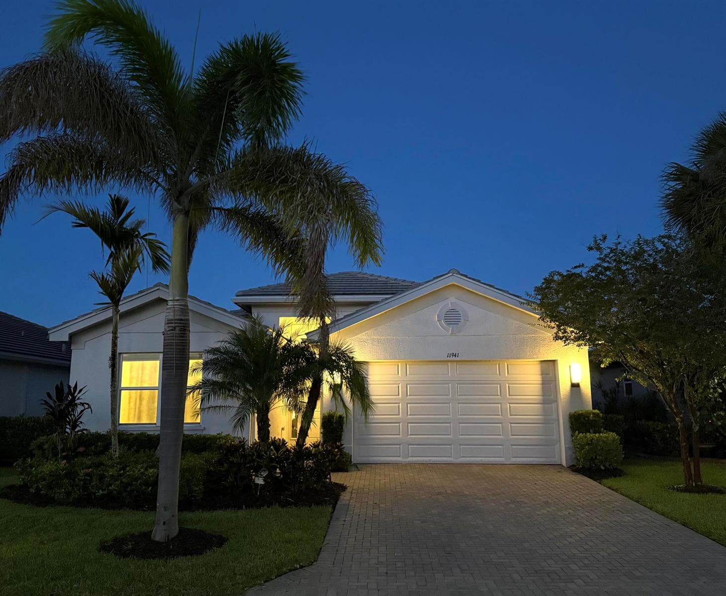 11941 SW JASPER LAKE Way, Port St. Lucie, FL 34987 photo 2
