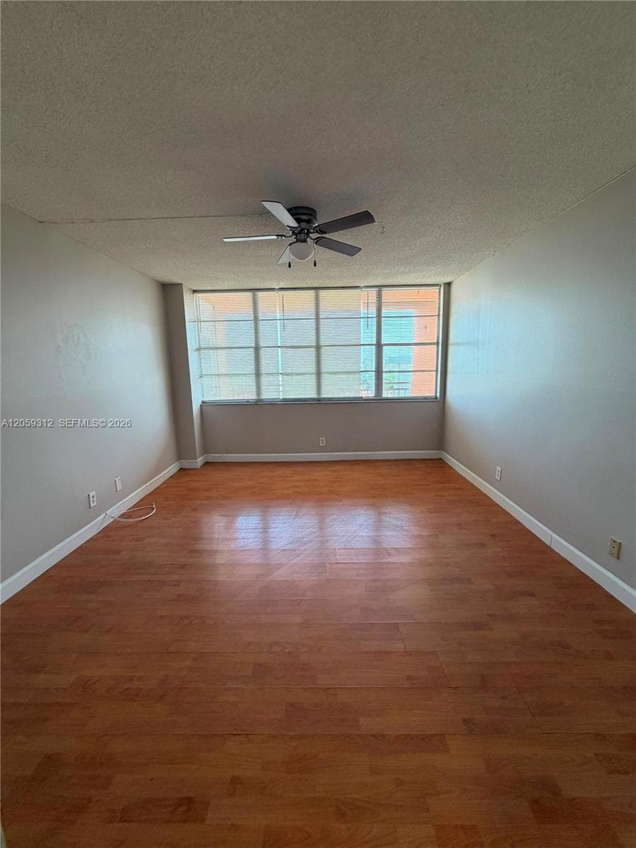 2025 NE 164th St # 1006, North Miami Beach, FL 33162 photo 5