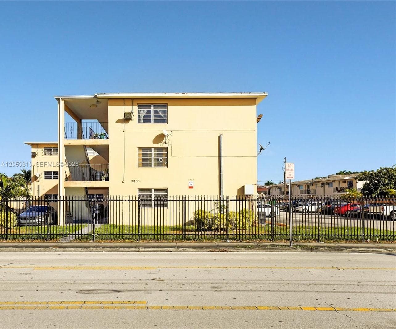 3855 SW 79th Ave # 27, Miami, FL 33155 photo 2