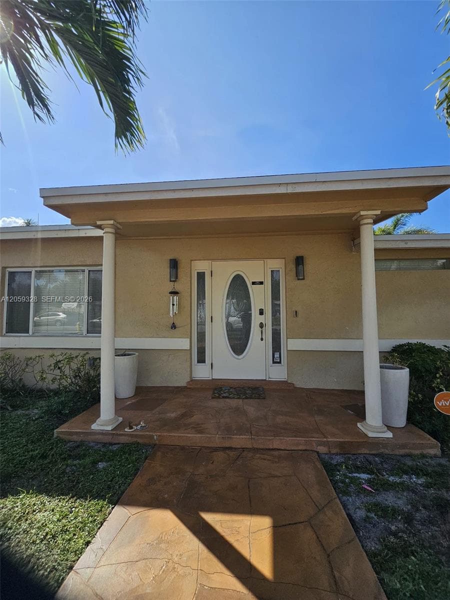 1732 NE 50th St, Pompano Beach, FL 33064 photo 2