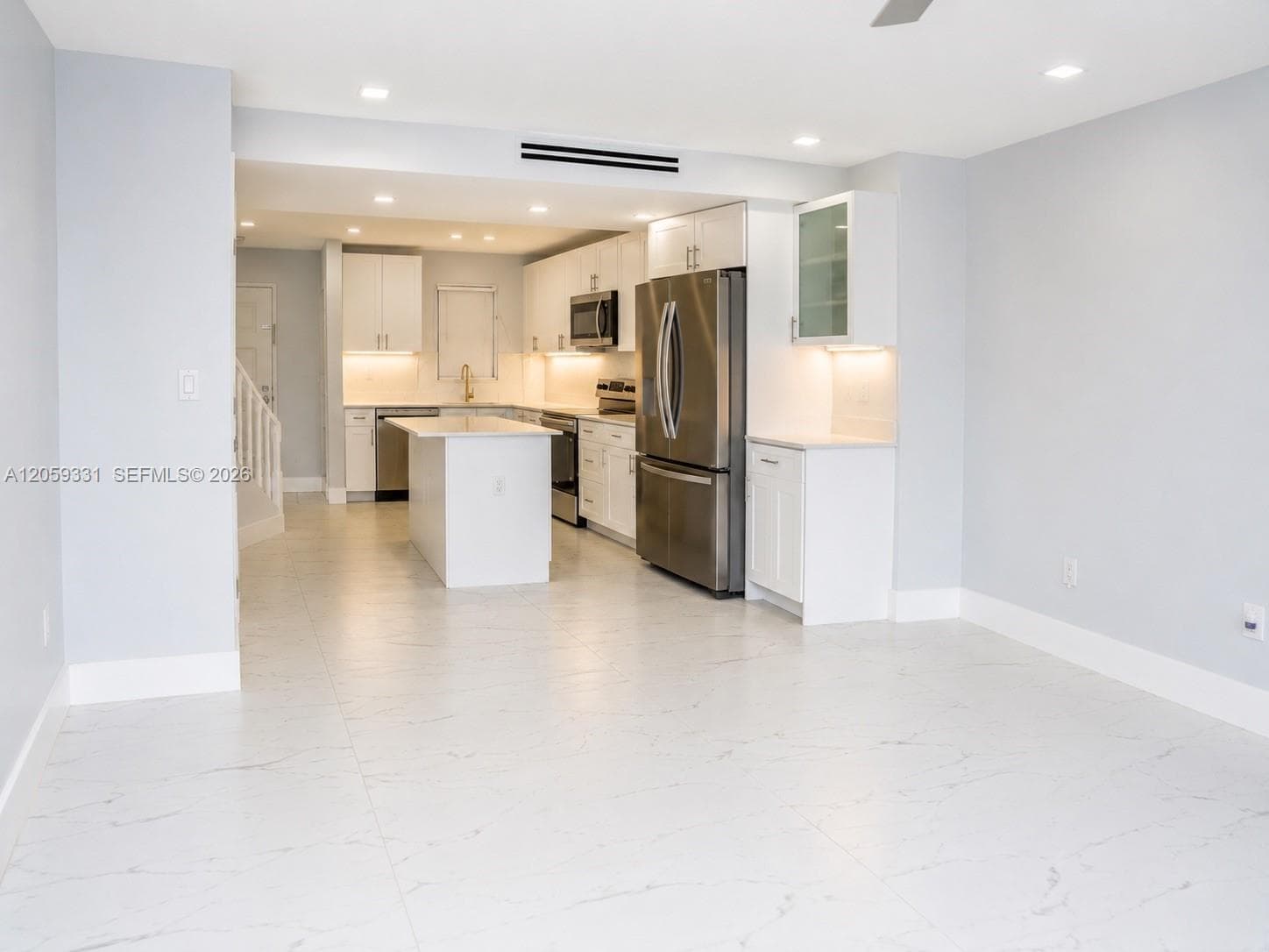 2750 W 76th St # 203, Hialeah, FL 33016 photo 4
