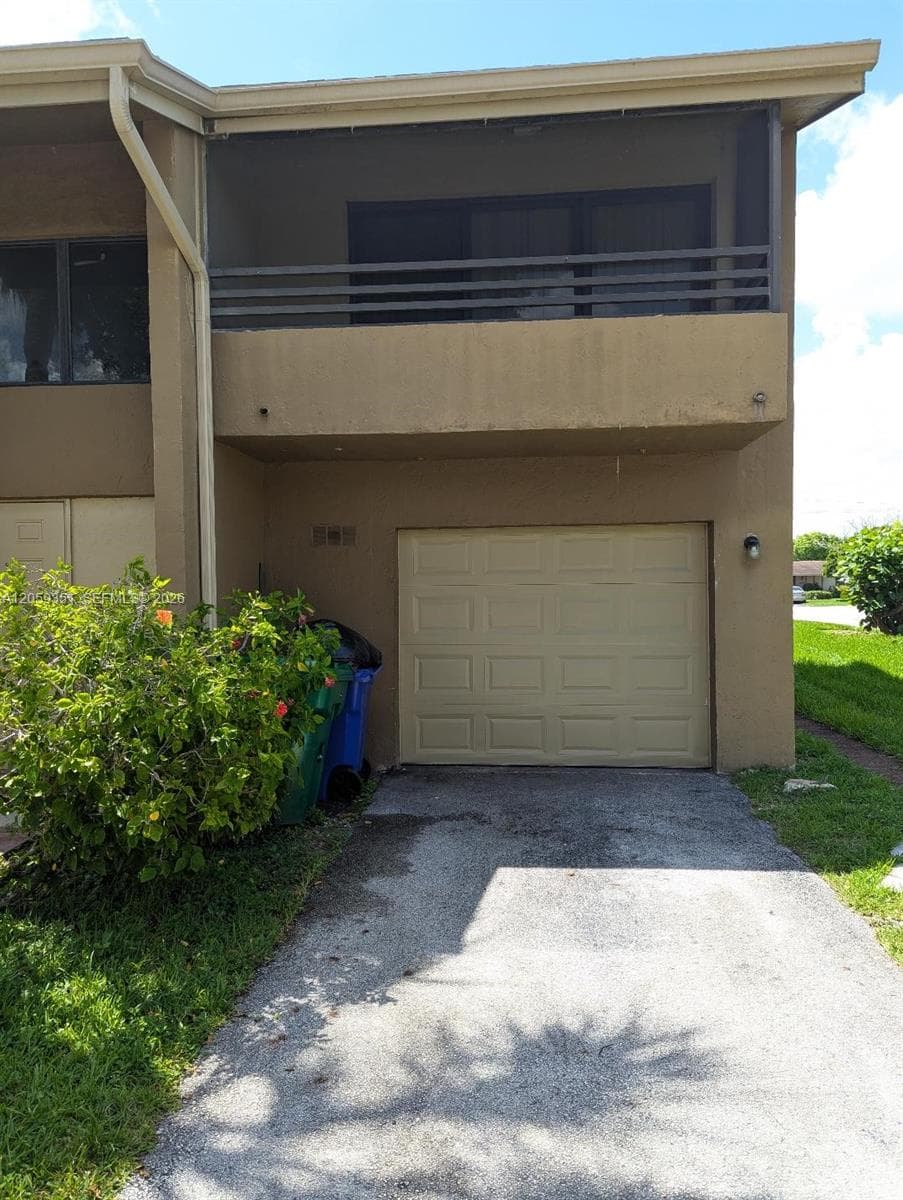 8380 S Missionwood Cir # C-II, Miramar, FL 33025