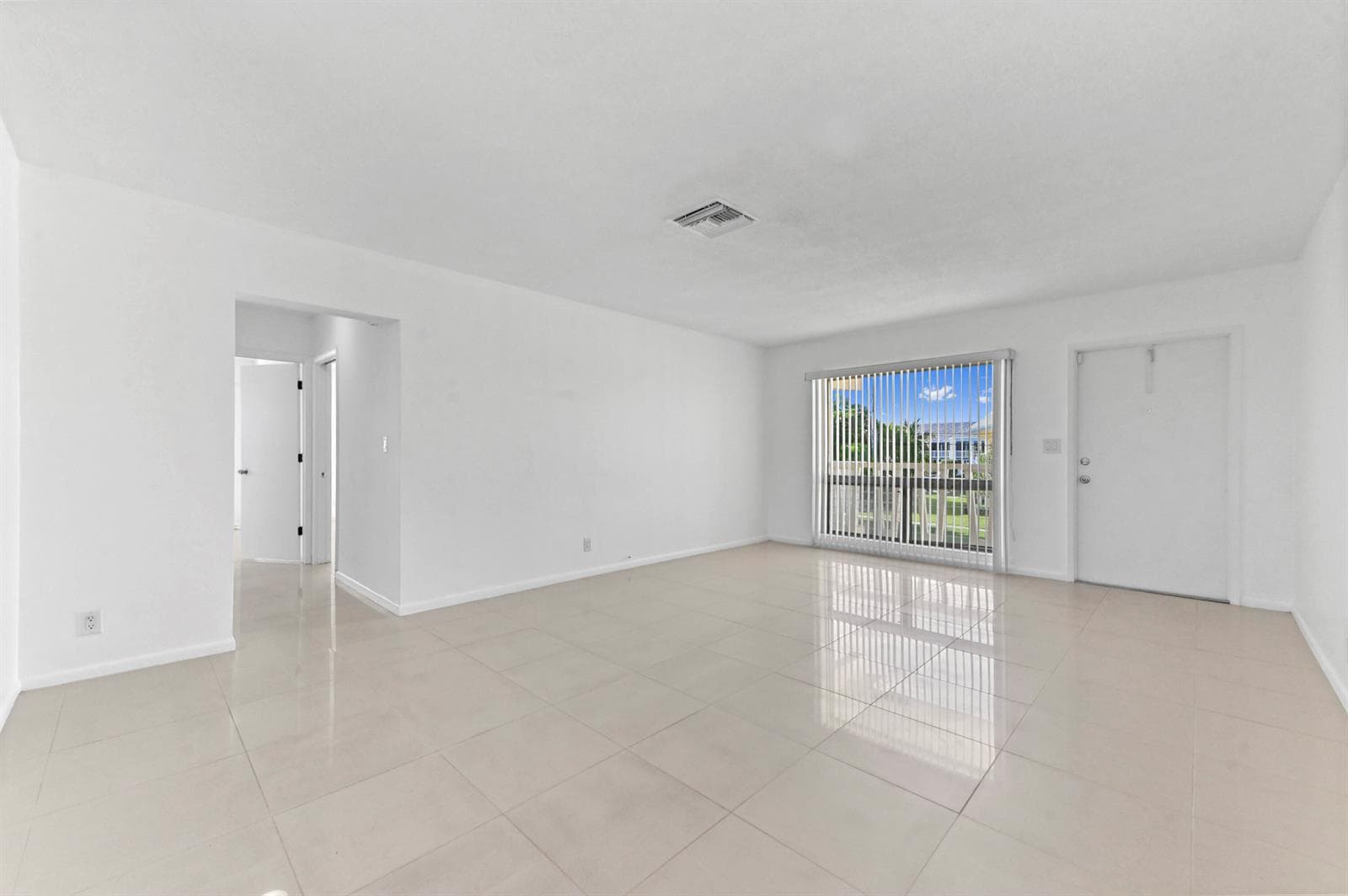 2755 NE 28th Avenue # F-1, Lighthouse Point, FL 33064 photo 3
