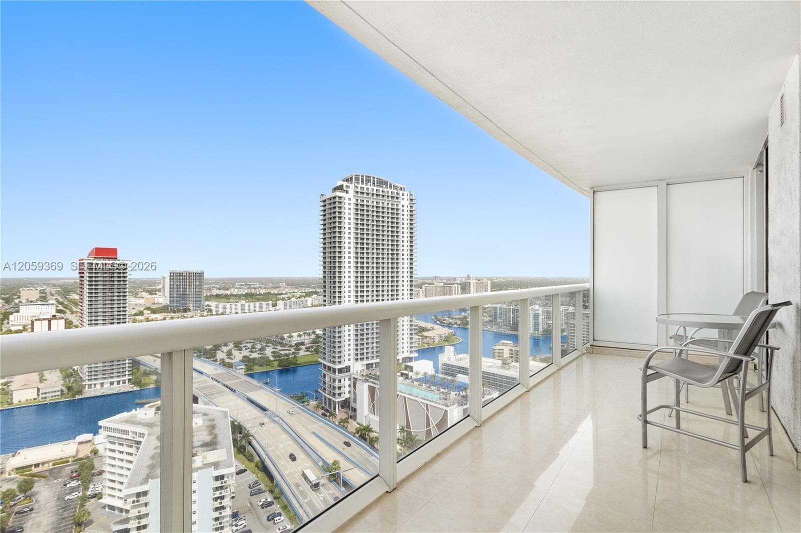 1800 S Ocean Dr # 3008, Hallandale Beach, FL 33009