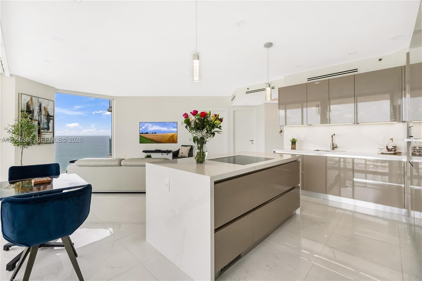 7330 Ocean Ter # 2404, Miami Beach, FL 33141