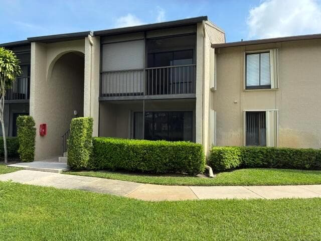 726 SUNNY PINE Way # B1, FL 33415 photo 2