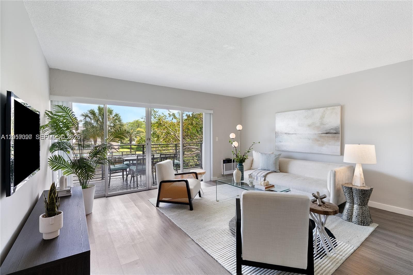 550 NE 20th St # 4, Wilton Manors, FL 33305 photo 3