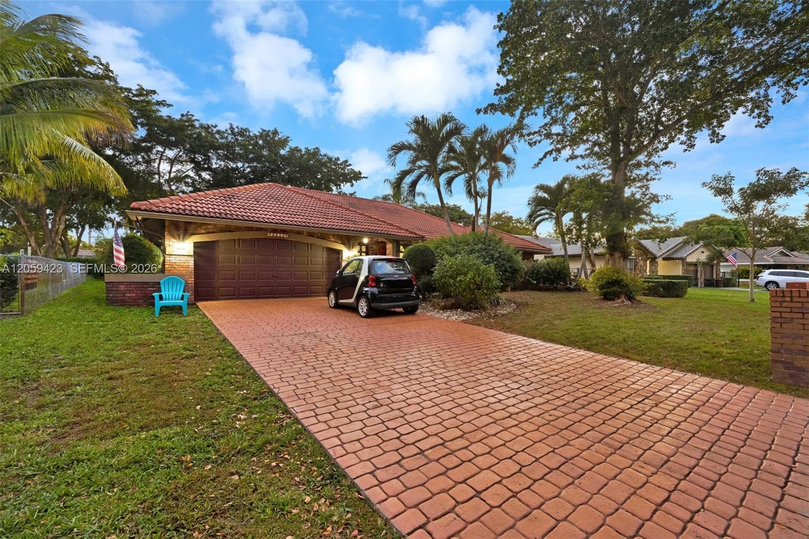 8622 NW 49th Dr, Coral Springs, FL 33067 photo 4