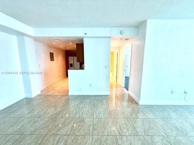 7501 E Treasure Dr # 5H, North Bay Village, FL 33141 photo 3